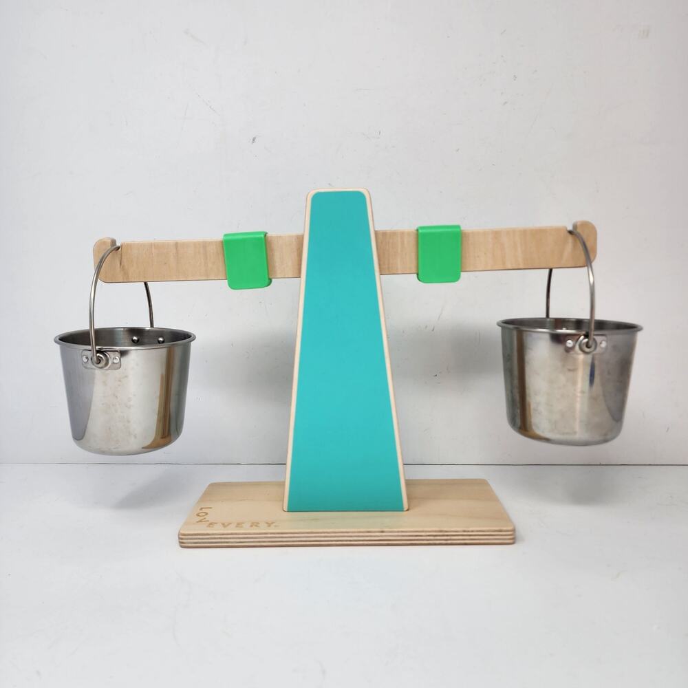 Kids Toy - Lovevery Weight Scale